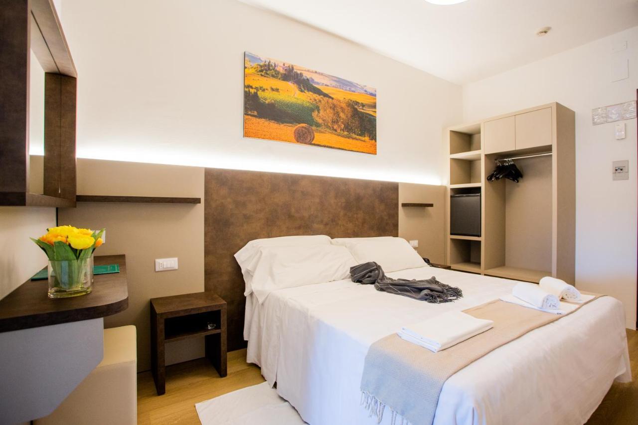 Hotel Villa Verde Ривоторто Экстерьер фото