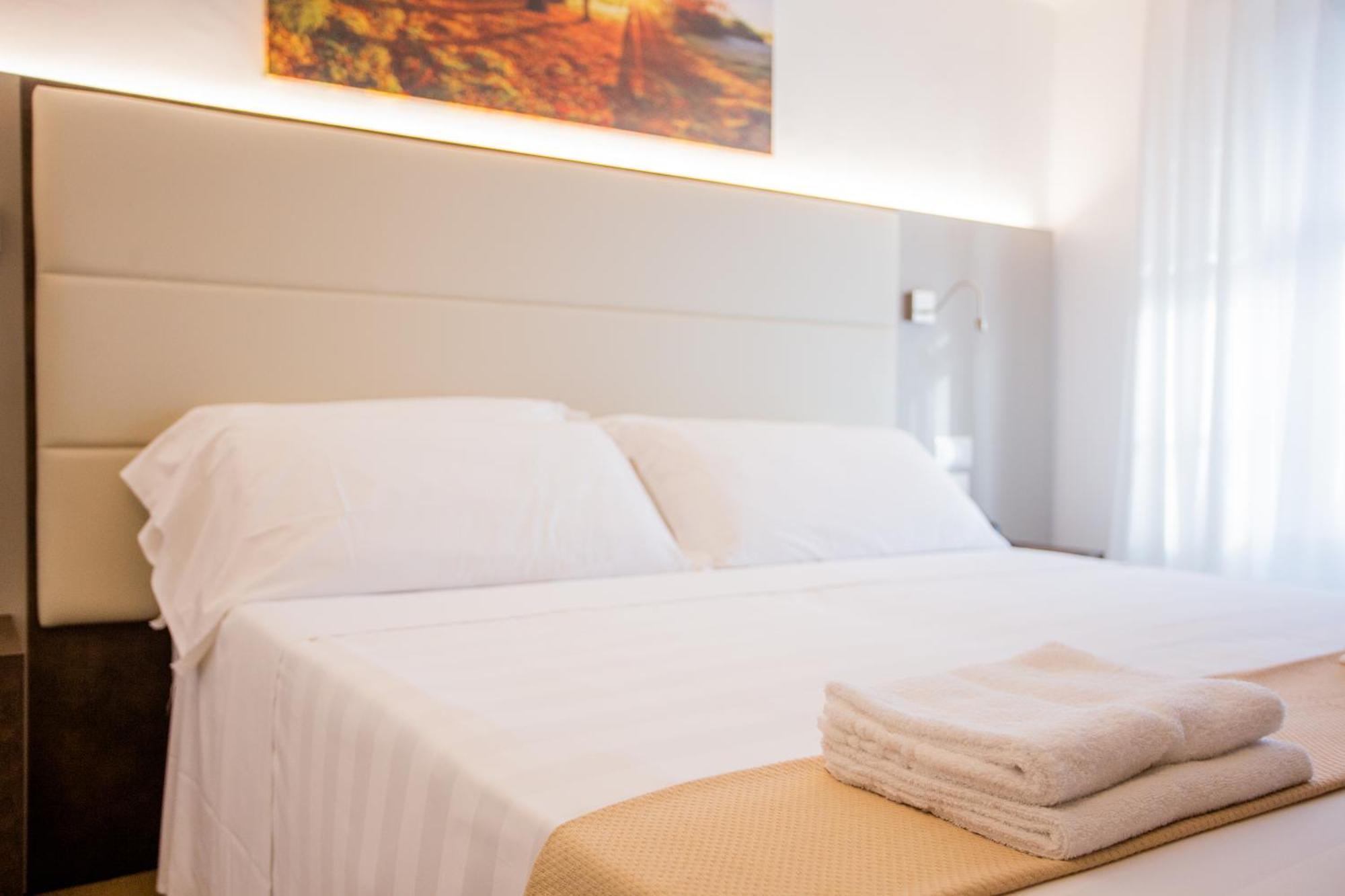 Hotel Villa Verde Ривоторто Экстерьер фото