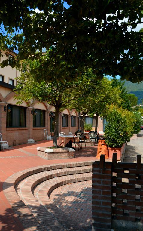 Hotel Villa Verde Ривоторто Экстерьер фото
